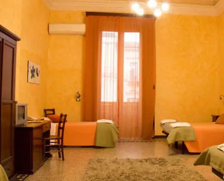 Couette-café Etnea 316 Catane
